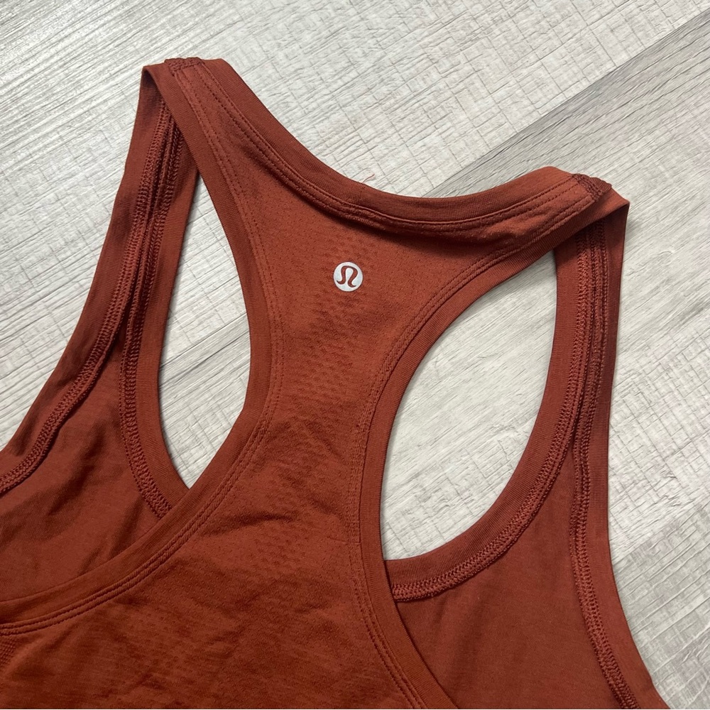 LULULEMON Swiftly Tech Racerback Tank Top
Dark Terracotta Size 8 - Picture 5 of 9